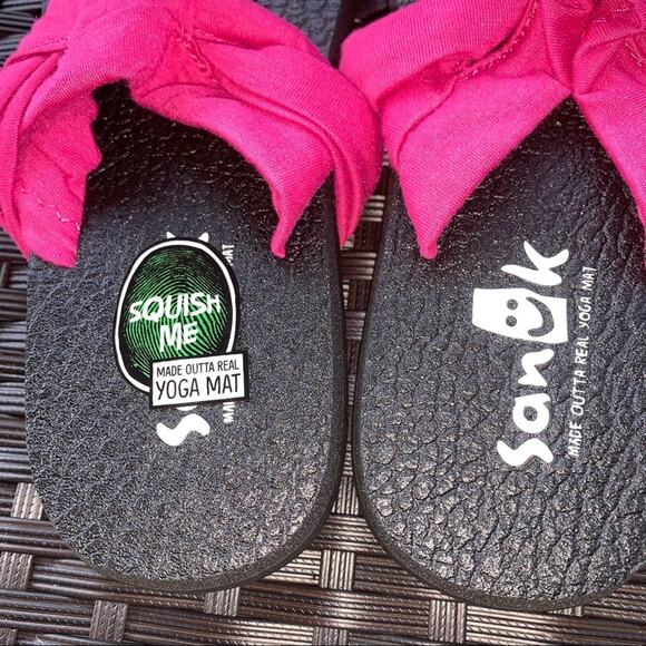 NEW Sanuk Women's 7 Yoga Mat Strap Sandals - Picture 7 of 9